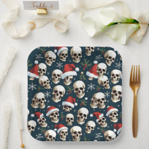 Weihnachtsschnecken in Weihnachtsmannmützen Pappteller