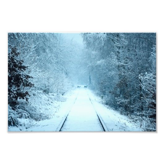 Weihnachtsschnee auf Eisenbahnwegen Fotodruck (Vorne)