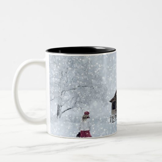 Weihnachtsschnee in der Hütte Zweifarbige Tasse (Links)