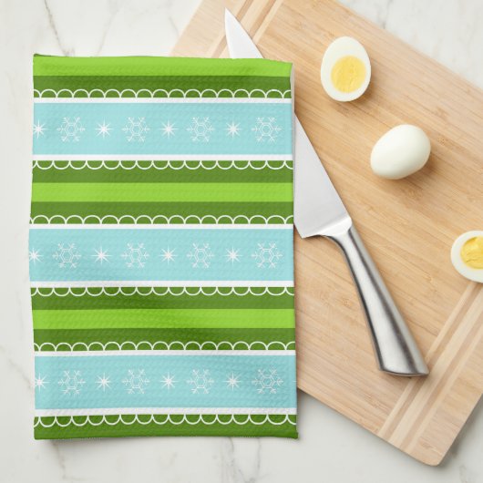 Weihnachtsschneeflocken Blau & Grüne Streifen Must Handtuch (Viertel Falte)