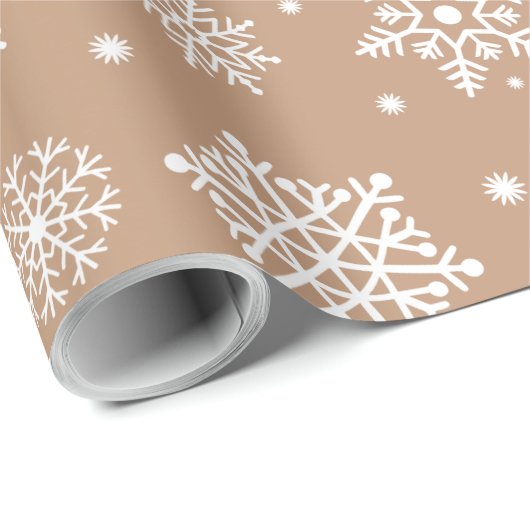 Weihnachtsschneeflocken Pattern Brown Geschenkpapier (Rolleneckpunkt)