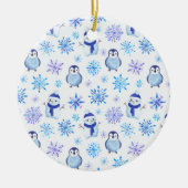 Weihnachtsschneeflocken, Schneemänner und Pinguine Keramik Ornament (Vorne)