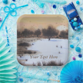 Weihnachtsschneelandschaft mit schneebedeckten Bäu Pappteller (Party)