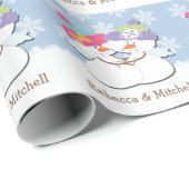 Weihnachtsschneemänner mit Schneeflocke Hintergrun Geschenkpapier (Rolleneckpunkt)