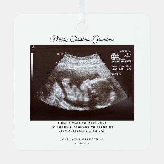 Weihnachtsschwangerschaft Ankündigung Oma Holiday Ornament Aus Metall (Vorderseite)