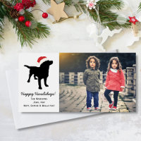 Weihnachtsschwarzer Labrador-Hund, der