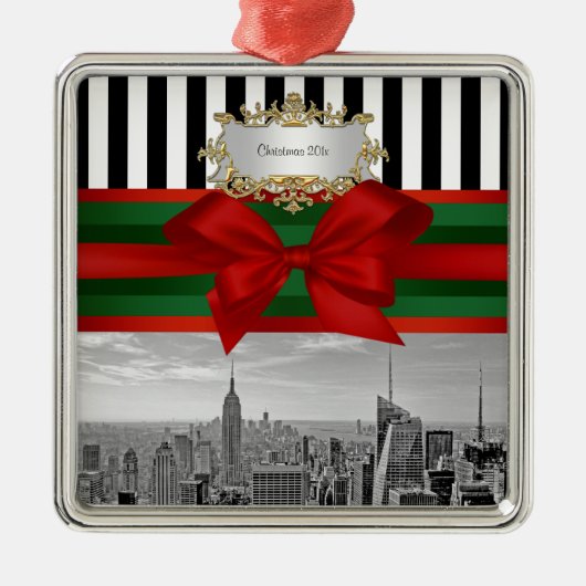 Weihnachtsschwarzes weißes Strp #2 NYC Skyline-Rei Silbernes Ornament (Vorne)