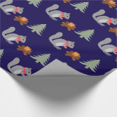 Weihnachtsseichhörnchen Roastnüsse auf Log Fire Geschenkpapier (Ecke)