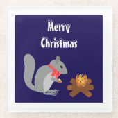 Weihnachtsseichhörnchen Roastnüsse auf Log Fire Glasuntersetzer (Vorderseite)