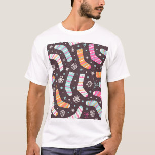 Weihnachtssocken und Schneeflocken: Vintages Muste T-Shirt