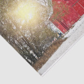 Weihnachtsstall mit Sonnenlicht durch Bäume ströme Seidenpapier (Ausschnitt)