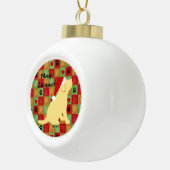 Weihnachtssteppdecken-Gelb-Labrador-Welpe Keramik Kugel-Ornament (Rechts)