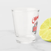 Weihnachtsstipengetränke laden zum Verweilen ein Schnapsglas (Links)