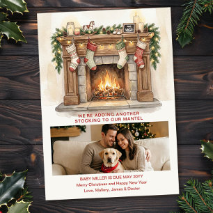 Weihnachtsstrumpf am Kaminsims Baby-Foto-Enthüllun Feiertagskarte