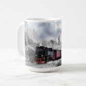 Weihnachtsszene mit einem Zug auf Tracks Kaffeetasse (Vorderseite Links)