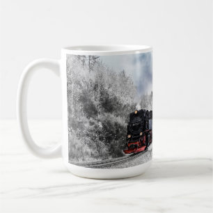 Weihnachtsszene mit einem Zug auf Tracks Kaffeetasse