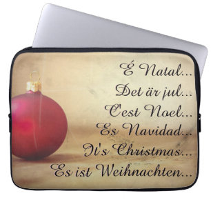 Weihnachtsthema mit Weihnachtsball Laptopschutzhülle