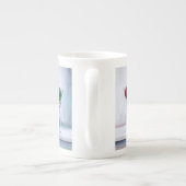 Weihnachtsverzierungen in der porzellantasse (Rückseite)