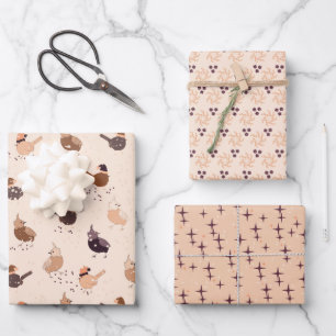 Weihnachtsvögel, Sterne und Beeren auf dem Licht Geschenkpapier Set