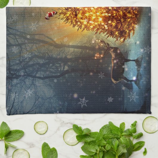 Weihnachtswald. Geschirrtuch (Gefaltet)