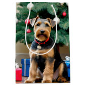 Weihnachtswalisische Terrier am Baum Mittlere Geschenktüte (Vorderseite)