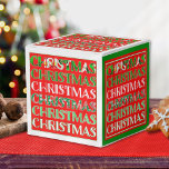 Weihnachtswein-Box Geschenkschachtel<br><div class="desc">"Feierlich Rotes Grün Weihnachten", ein lebendiges und festliches Muster, das den Geist des Feiertages verkörpert. Mit fett roten, weißen und grünen Schriftzeichen und einem polaroiden Rahmen ist dieses fröhliche und Vintag inspirierte Design perfekt für eine breite Palette von Produkten, von Packpapier und Geschenktaschen bis zu Tasse und Kissen werfen. Passen...</div>