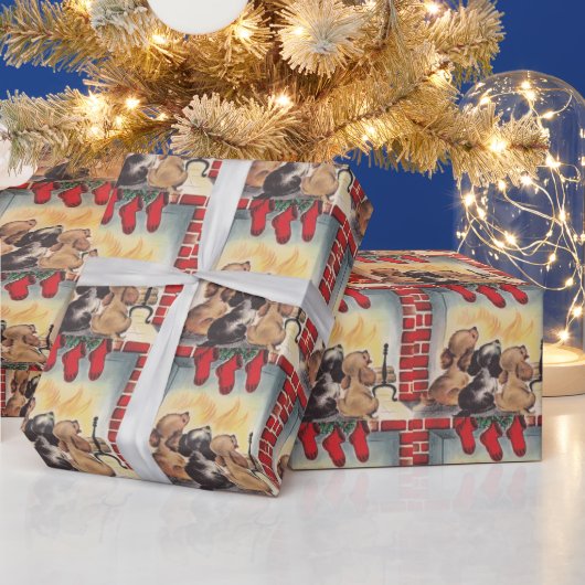 Weihnachtswelpen warten auf Weihnachten Geschenkpapier (Feiertage)