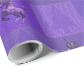 Weihnachtswrapping Paper von Holiday Unicorn (Lila Geschenkpapier (Rolleneckpunkt)