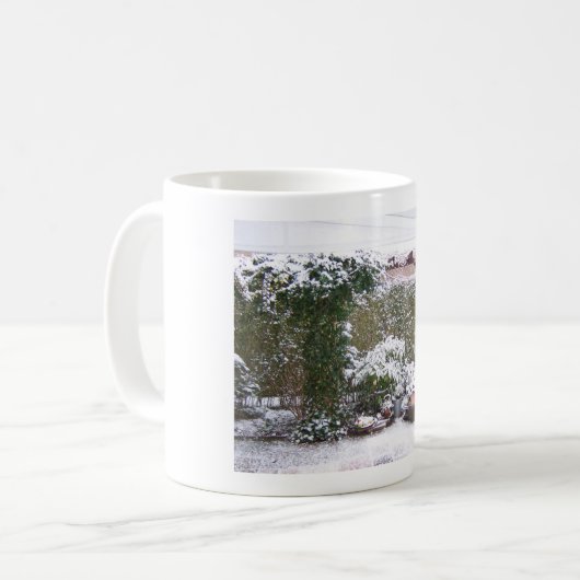 Weihnachtszeit, Schnee im Garten Kaffeetasse (Vorderseite Links)