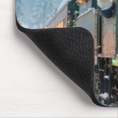 Weihnachtszug mit winkendem Eisbären Mousepad (Ecke)