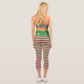 Weihnachtszwerge auf rot gestreift capri leggings (Rückseite)
