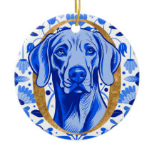 Weimaraner, der durch den Buchstaben "O" in Gold s