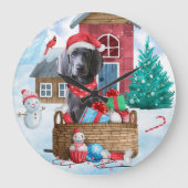 Weimaraner Hund im Schnee Weihnachtshaus Große Wanduhr (Vorderseite)