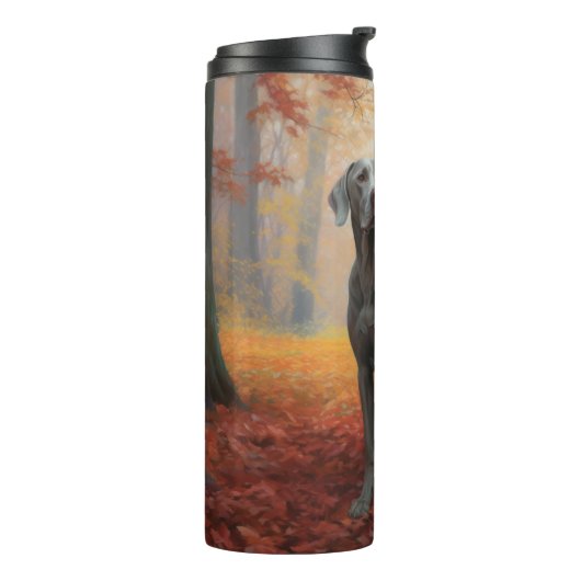 Weimaraner im Herbst Leaves Fall Inspiriert Thermosbecher (Nach links gedreht)