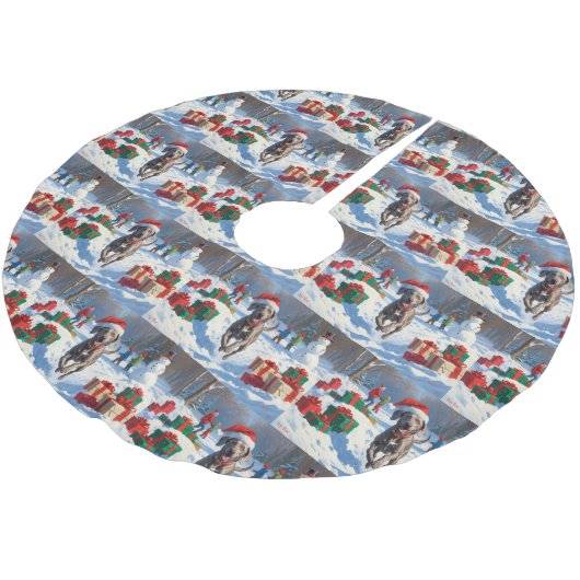 Weimaraner läuft im Schnee mit Weihnachtshut Polyester Weihnachtsbaumdecke (Schrägansicht)