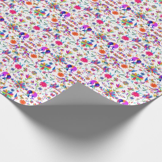 Weims, Rabbits, & Birds Otomi styled pattern  Geschenkpapier (Ecke)