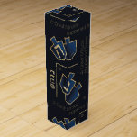 Wein Chanukah Box Ein großes Wunder geschah dort<br><div class="desc">Persönlich anpassen, indem Sie Ihren eigenen Text an jedem Ort auf der Weinkiste hinzufügen. Wählen Sie Ihren bevorzugten Schriftart Stil, Farbe und Größe. Auch viele Textbearbeitungstools. Macht es Spaß! Danke, dass ihr angehalten und vorbeigekommen seid! Ihr Geschäft ist sehr geschätzt. Viel Spaß! Chag Chanukah/Hanukkah!! Stil: Wein Geschenkbox Dress up any...</div>