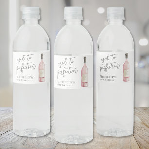 Wein einfach gealtert bis zur Vollkommenheit Gebur Wasserflaschenetikett