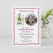 Wein Fabelhaft mit Vierzig Party 40. Geburtstag Einladung (Stehend Vorderseite)