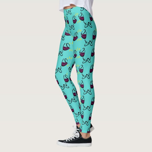 Wein in meinen Yoga-Hosen Leggings (Links)