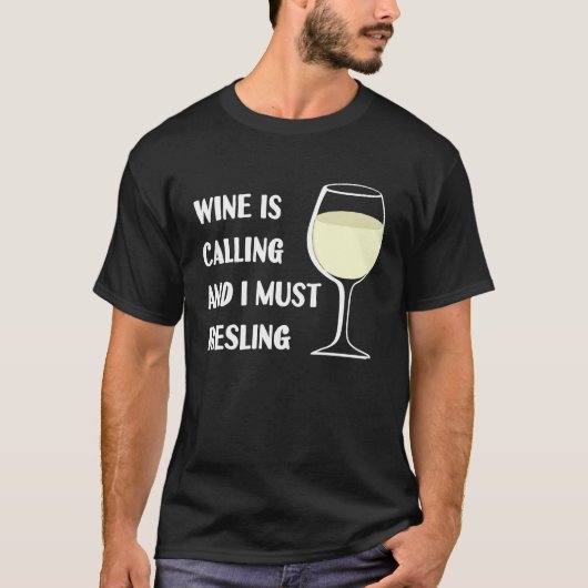 Wein ruft mich an, einen sonnigen Urlaub zu verbri T-Shirt (Vorderseite)