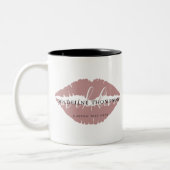 Wein Tinte Lippen Kalligrafie Script QR Code Zweifarbige Tasse (Links)