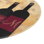 Wein und Trauben mit Monogramm Schneidebrett (Ecke)