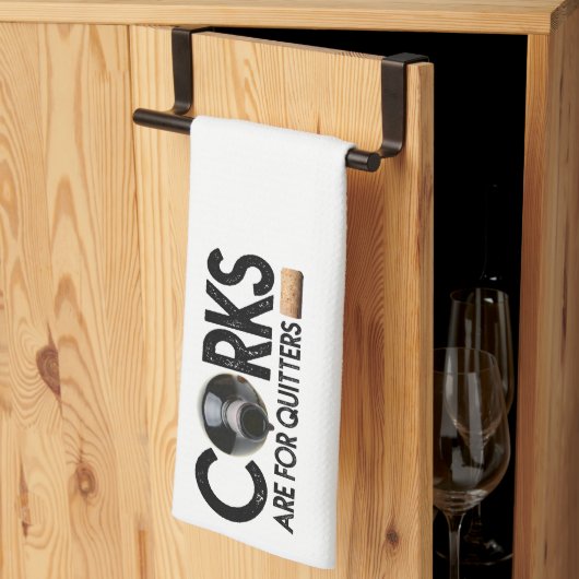 Weinangebot "Corks are for quitters" Geschirrtuch (Drittel gefaltet)