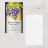 Weinflasche und Trauben im Weinkeller Visitenkarte (Vorne/Hinten)