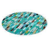 Weinflaschen, mehrfarbig, türkisfarbener Hintergru Schneidebrett (Ecke)