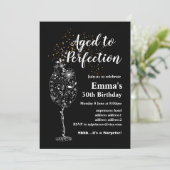 Weingeburtstagseinladung, "Aged to Perfection" Einladung (Stehend Vorderseite)