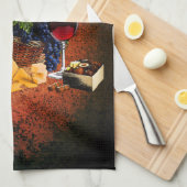 Weingläser, Flasche, Trauben, Käse, Schokoladen Geschirrtuch (Viertel Falte)