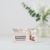 Weinkorken auf Holztischen | Weinflaschen Visitenkarte (Stehend Vorderseite)