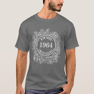 Weinmarke mit altem Rebstock, Geburtsjahr hinzufüg T-Shirt